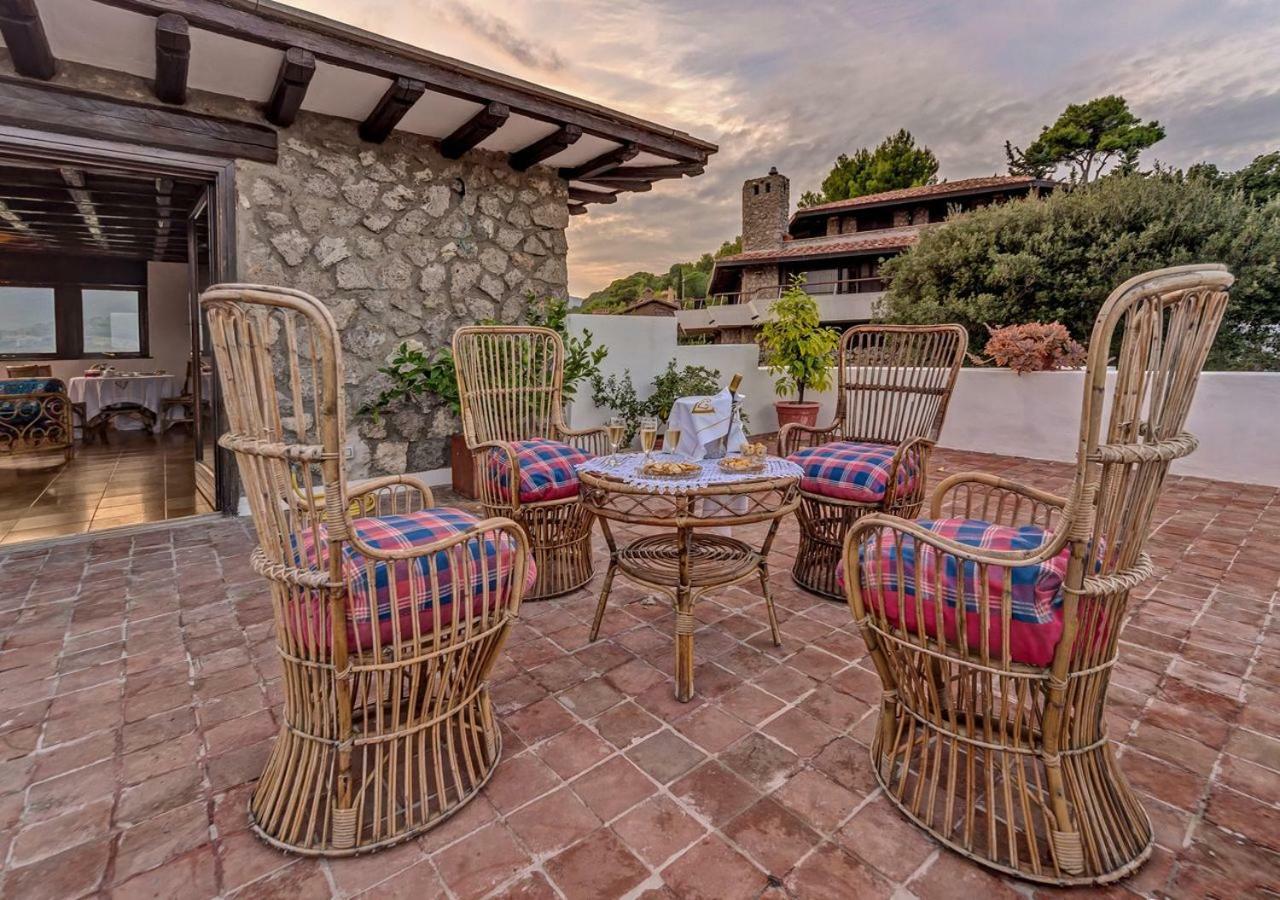 Suite Deluxe con Terrazza e Vista Mare